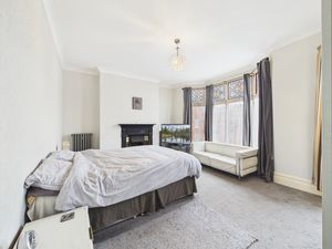 Photo 6- click for photo gallery